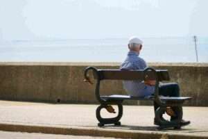 Read more about the article Daniel and the Old Man: A Pause‑Worthy Story of Reflection